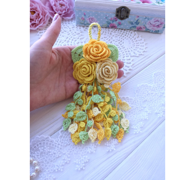 Crochet Floral Hanging Decor Pattern