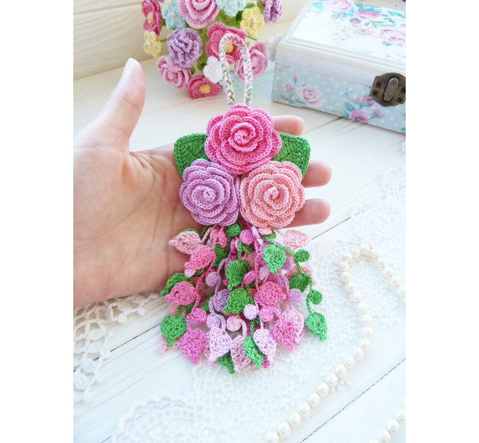 Crochet Floral Hanging Decor Pattern