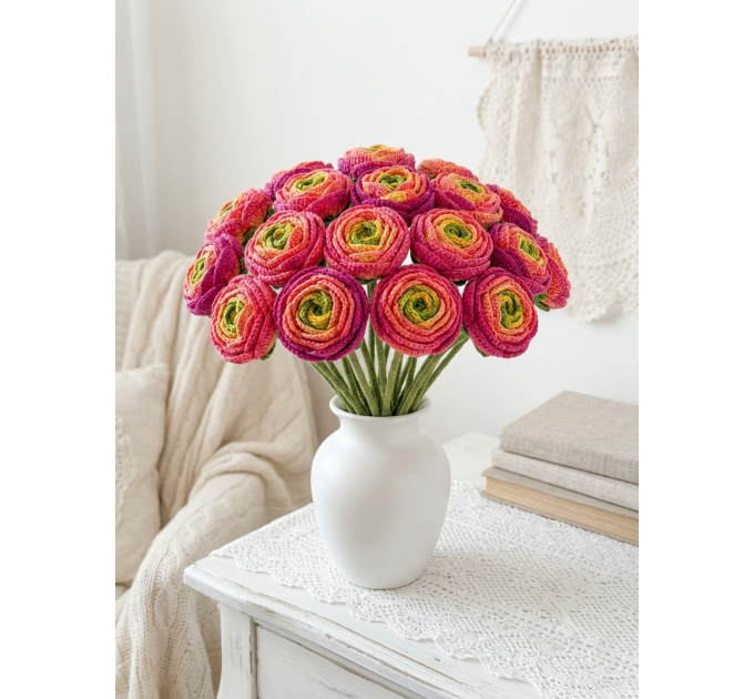 Crochet Ranunculus Bouquet Pattern