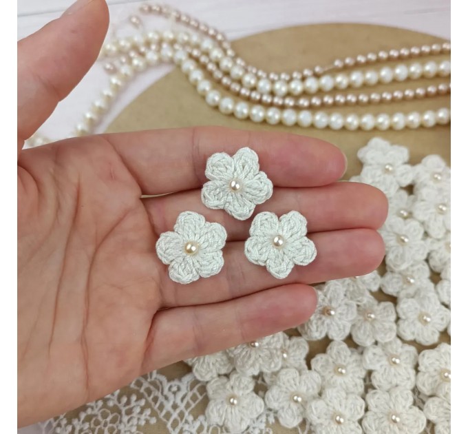 50 mini flowers for crafts. Pearl flower embellishment.Scrapbooking.Junk journal flowers.Sewing.Cream flowers. Making hair accessories.