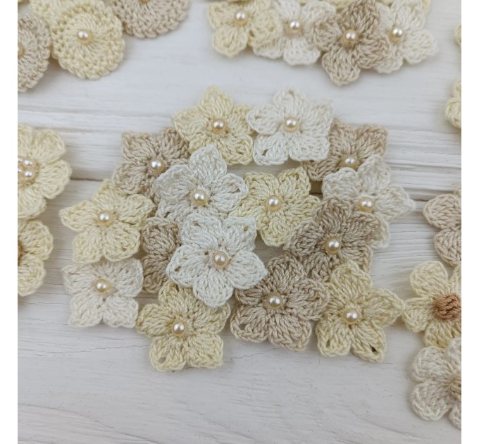 Flowers for crafts,100pcs. Sewing embellishment.Craft DIY flowers. Pearl flowers for craft.Junk journal decor. Hairband flower. Scrapbooking