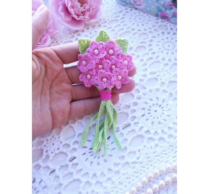 Crochet bouquet applique.