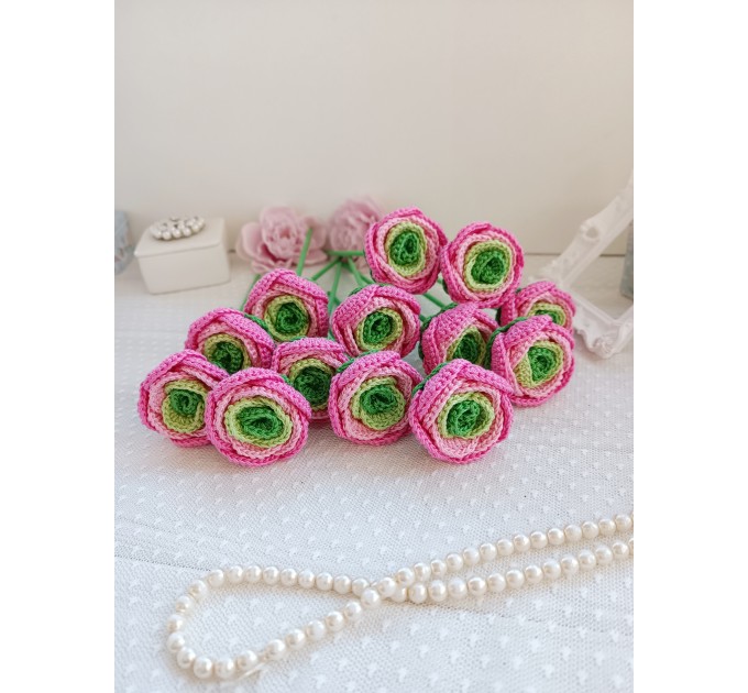 Crochet flowers bouquet.